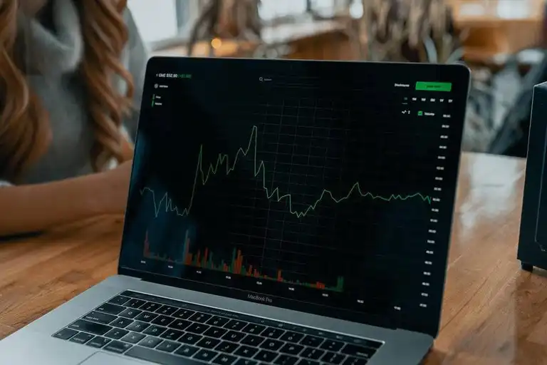 How the correction in public SaaS stock trading multiples affect startup valuations